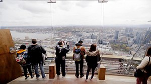 Seattle's Space Needle facelift nears completion