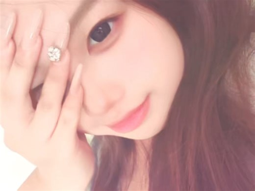 现在谁爱上我都不过分知道不 我相当漂亮