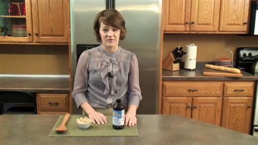 Watch Macadamia Nut Oil&colon; How to use it! on Amazon Live