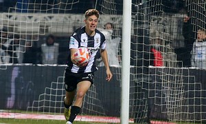 Γιάννης Κωνσταντέλιας: Τα υπέρ και τα κατά μιας μεταγραφής – Η κρίσιμη απόφαση του ΠΑΟΚ το καλοκαίρι