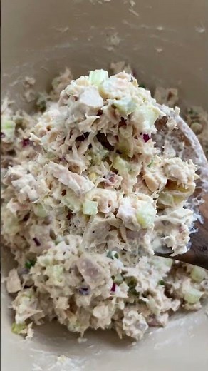 Tuna-tastic Meltdown: The Cheesiest Tuna Melt Recipe You'll Ever Try!