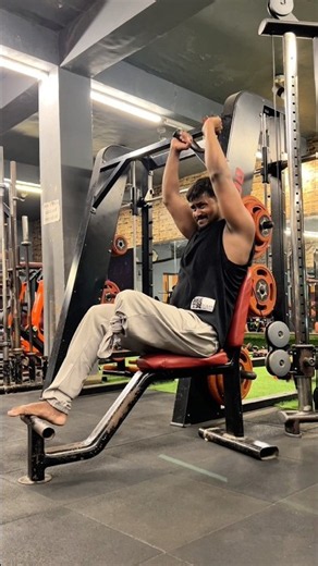 Middle class hard work 🔥💪 #gym #fitness #workout #motivation #inspiration #shorts #theironleg