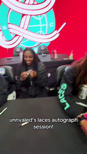 Unrivaled Laces Autograph Session Highlights