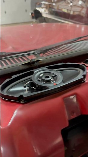 Upgraded dash speaker square body suburban #gmc #suburban #alpine #kenwood #savethemanuals