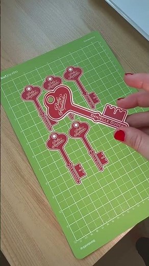 DIY Baby Shower Place Cards 🗝️