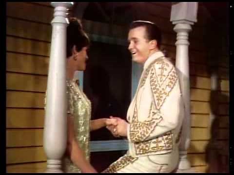 Bill Anderson and Jan Howard-For Loving You (Live)