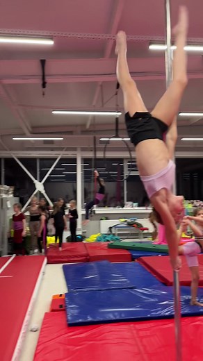 Awesome kids training pole sport | Pole sport Kids