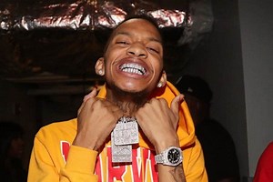 Stunna 4 Vegas gets it “Wet” in new visual