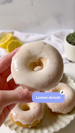 Lemon Donuts 🍋 these baked donuts are soft, fluffy and filled with so much lemony goodness! Ingredients: -150g (approx 1 cup) plain flour -1/2 tsp baking powder -1/2 tsp baking soda -60g (approx 1/4 cup) caster sugar -Zest of 1 lemon -1 tbsp lemon juice -1 tbsp coconut oil (or oil of choice) -60ml (approx 1/4 cup milk of choice) -1x egg Glaze: -100g (approx 3/4 cup) icing sugar -lemon juice Method: -Preheat oven to 180C -In a bowl, massage lemon zest and caster sugar until combined/fragrant. -W
