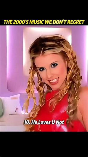 We didn’t know they’d age this well — no skips, no shame, just songs that still hit every time. 🎧✨ #2000sMusic #Mandy Moore #ThrowbackAnthems #TimelessHits #fyp