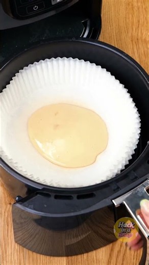 🥞 SUPER FLUFFY Air Fryer Pancakes in 5 MINUTES!