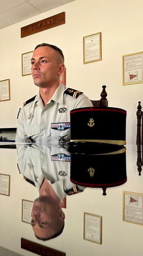 Certains engagements ne s’arrêtent pas, ils se prolongent, avec honneur et fidélité 🫡 Comme pour le sergent Dany, ancien militaire du rang récemment passé sous-officier. Chef du parc dynamique de la compagnie de maintenance du 9e RIMa, il vient de renouveler son contrat pour servir jusqu’à 19 ans et demi. Marsouin toujours ⚓️ Troupes de marine Armée de Terre Forces Armées en Guyane | 9e régiment d’infanterie de marine