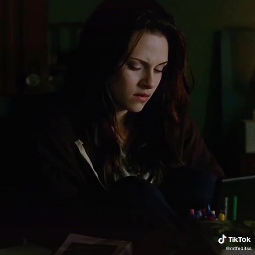Bella's Depression Scenes in Twilight: A Deep Dive