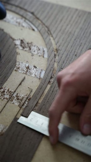 Cutting perfect wood inlays with a handheld CNC router