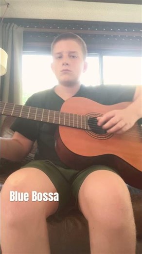 Blue bossa backing on guitar
