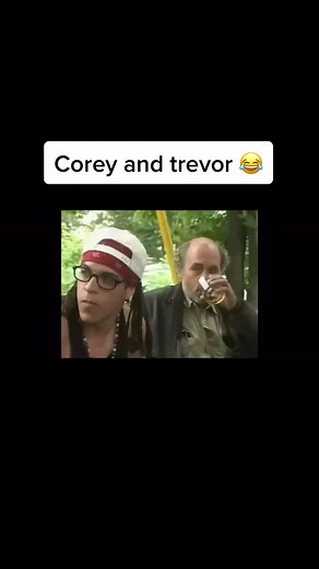 Smokes let’s go #tv #fyp #tpb #trailerpark #trailerparkboys #canada #playintheopenwithcanadagoose #drunk