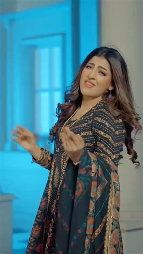 maku tu pasand hen takun mn pasand Han