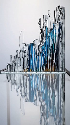 🧊🔥 . . . #GlassArt #UpcycledArt #GlassArtist #ClearGlass #FusedGlass #GlassTransformation #ArtProcess #BehindTheScenesArt #StudioLife #MadeInCanada #CanadianArtist #EcoArt #SustainableArt #CraftedByHand #ModernCraft #DSArtGlas #FemaleArtists #ArtInTheMaking #OneOfAKindArt #CanadianCulture | Artglas