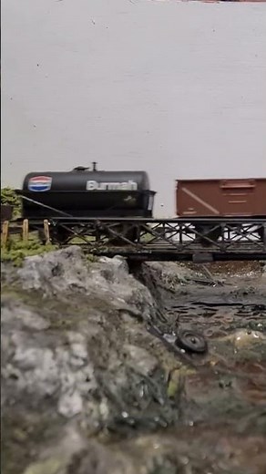 ivatt class 2 mixed goods train bachmann sound fitted