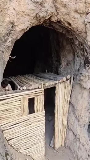 70K views · 1.2K reactions | Turning an old cave building house in mountain overnight Survival #diy #bushcraft #shelter | Mountain Cabins | Facebook