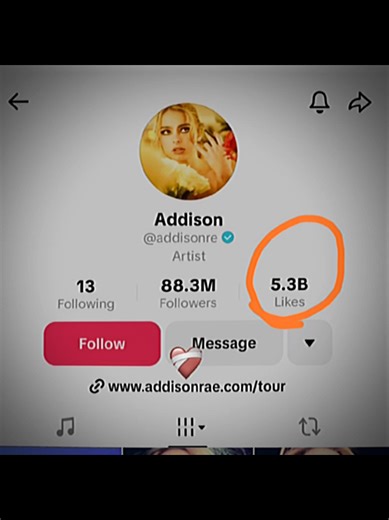 Spencer X vs Addison Rae: A TikTok Showdown