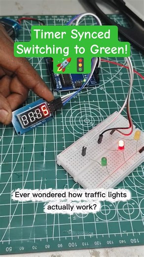 DIY Smart Traffic Light System with Countdown Timer! 🚦#shorts