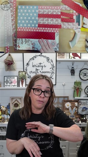 DIY Quilt Square Decor | Kristy's Craft Room