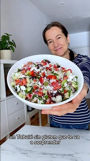 10-MINUTE CAULIFLOWER AND STRAWBERRY TABBOULEH #glutenfree #tabbouleh #couscous #cauliflower #str...