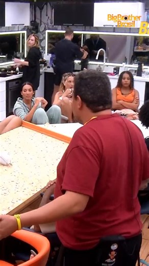 #BBB26 📹 • TRETAAAA! Ana Paula e Sol voltam a discutir na cozinha! 😱 #RedeBBB | BBB