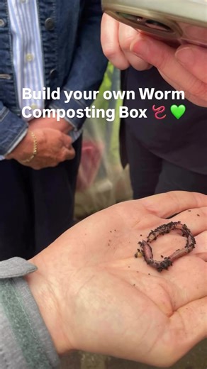 We had a great turn out last week for our ‘Build your own Worm Composting Box’ workshop with Donal from Wastedown. #corkcity #compostingworms #corkcommunitygardens #communitygardens to the 10 or so Community Gardens in attendance with 5 of the gardens going away with a flat- packed worm composting box. This project was funded by @deptcee @corkcitycouncil as part of the Climate Action Fund 💚💚. Particular thanks to the Mayfield CDP Community Garden group for hosting and delicious baking for the 