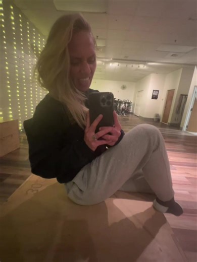 My beautiful wife! Killing it in the gym like she always does! She also kills it at being a mother and wife and we are blessed to have you babe. I love you and I’m proud of you. And always your biggest fan! #fy #fyp #momswholift #girlswholift #blessed @Emily Coalson