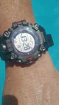 Underwater button operation CASIO G-SHOCK