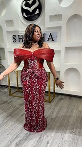 Bride fitting session 😝😝🥰🥰 is always a happy moment with us💃💃🙌🏻😍 | ShaSha Designs. -