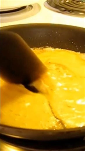 SCRAMBLED EGGS 😋 So YUMMY 😍 #food #cooking #breakfast #egg #recipe