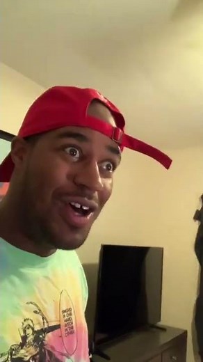 Wearing the shirt of an anime you haven’t finished