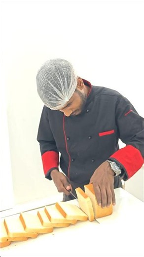 Perfect Bread Slicing Technique | Soft & Even Bakery Bread Cuts