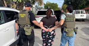 Families of migrants detained by ICE report deception during operations in Florida