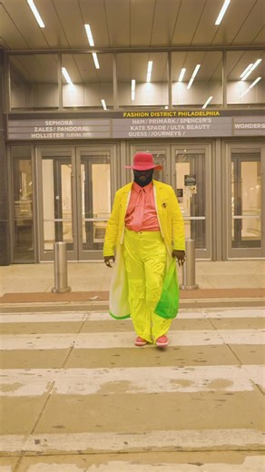 Ramillionaire Carr on Instagram: "RUNWAY II. A MOVEMENT, not a moment. Philly Fashion Week just celebrated 20 years of fashion excellence, and Runway II was the crown jewel. A showcase of raw vision, global talent, and bold originality. From Ke’Collection to Bishme Cromartie each designer brought heat, heritage, and heart to that runway. You felt the energy before the first heel touched the floor. And I showed up as a walking editorial, draped in the artistry of multiple designers: 🧥 Jacket: Br