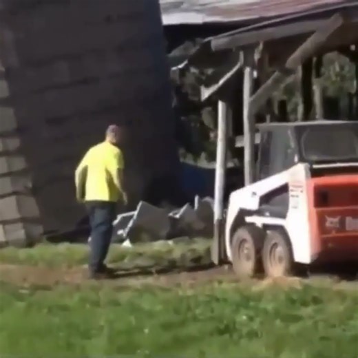 Daily Safety Fails🤯This is WHY You Need A Better Plan🤯- PLEASE STAY SAFE #fails #construction #fail