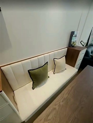 Ultimate Space-Saving Furniture Hack for Small Spaces! 🪑💡