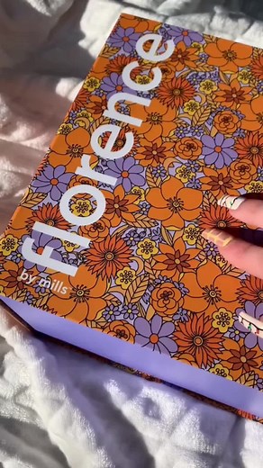 Unboxing Florence by Mills ASMR Advent Calendar | Mill's Commented 🌼💜