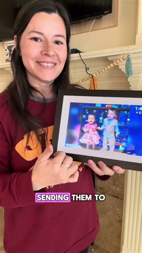 Digital Declutter | Clean with Me | Photo Storage Digital Frame | Decluttering and Organizing Day 16