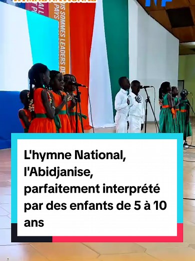 Célébration de l'hymne national à IYF 2025