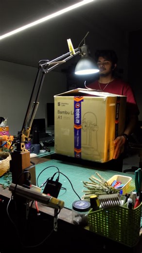 Shailendra Patel on Instagram: "Unboxing the Bambu Lab A1 Mini! 🤩 This compact printer is a game-changer for speed and multi-color printing right out of the box. Watch as we set it up and get the first print going—complete with all the cool features like the quick-swap hotend and Active Motor Noise Cancelling. Time to see what this little machine can do! #BambuLab #AlMini #3DPrinter #Unboxing #3DPrinting #3DPrint #Maker #DIY #Tech #NewTech #AdditiveManufacturing #Filament #RobuIn #BambuLabAlMin