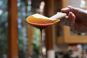 Date honey (AKA silan) is the perfect accoutrement to your chosen dairy dish on Shavuot. Cookbook chef Amelia Saltsman / FOOD shows us how to make the ancient sweetener: | Jewish Journal