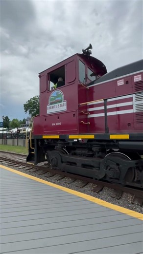 Winnipesaukee Scenic Railroad, Train # 1012