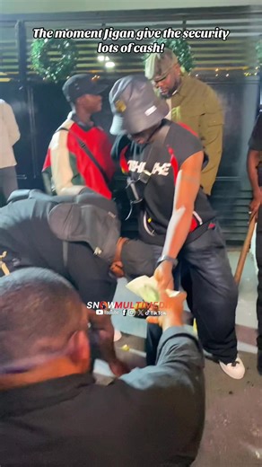 DATIEMO - THE CITY STOPS to celebrate TUNDE PERRY @tunde_perry 🥳🍾 An Exclusive Birthday Experience 📍 Zodiac Club, Victoria Island Lagos Cc- Cc @zodiacbycosa Packaged by billyque_b x @obagoal 💎 #tundeperry #datiemo2026 #snowmultimedia #snowmediatv #birthdayparty