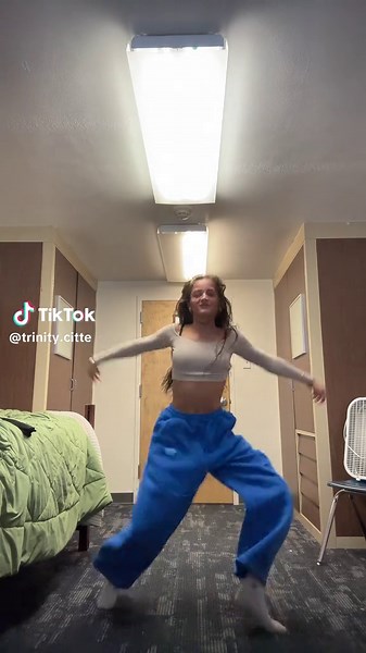 FIT @FDR STORE x @aelfriceden_official 🩵❄️ lets goooo #dorm #dance #fyp