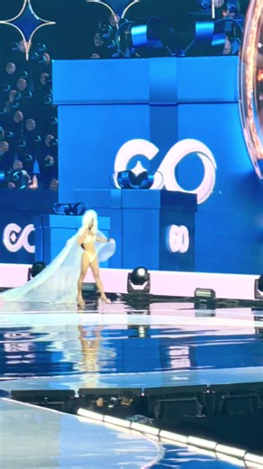 Phương Linh Tỏa Sáng Tại Miss Cosmo 2025