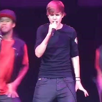 Justin Bieber - "Baby" - Live (2010)